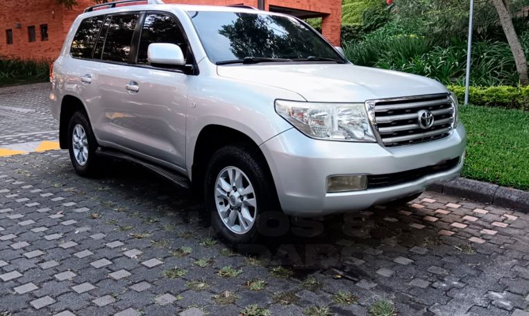 Toyota Land Cruiser blindada